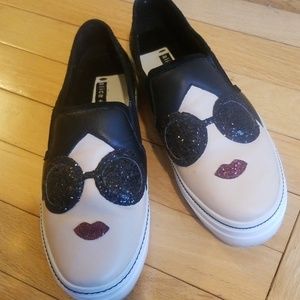 Ladies Alice + Olivia sneakers